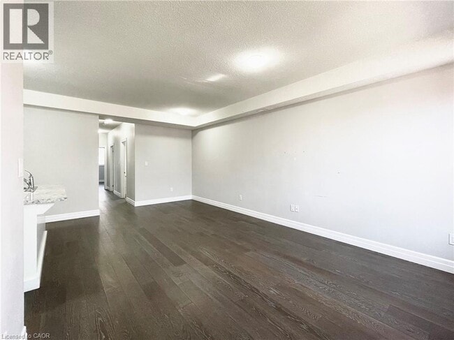 44 Fourth Ave in Kitchener, ON - Building Photo - Building Photo