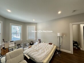 161 Hampshire St, Unit 3 in Cambridge, MA - Building Photo - Building Photo