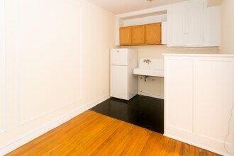 1211 W Elmdale Ave in Chicago, IL - Building Photo - Building Photo