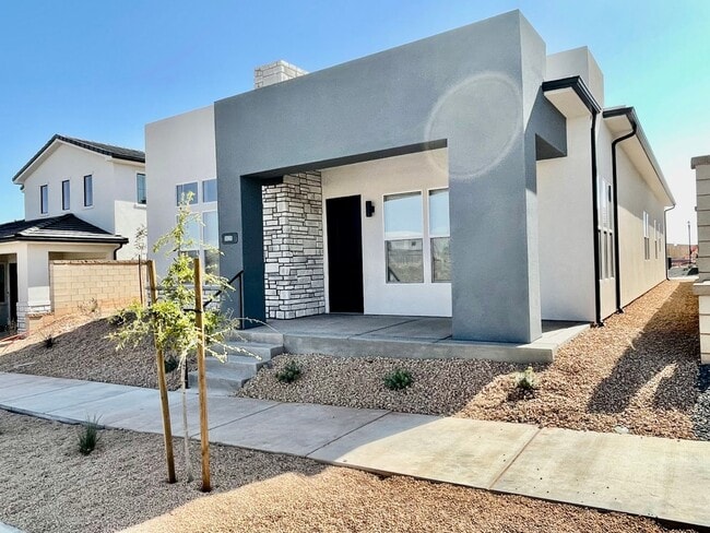 property at 5635 S Scarlet Hill Dr