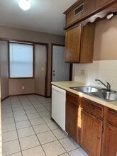 1758 N Woodrow Ct in Wichita, KS - Building Photo - Building Photo