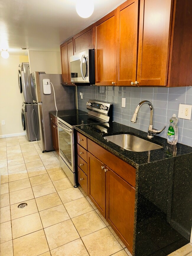 3107 Madison St, Unit B in Hyattsville, MD - Building Photo - Building Photo