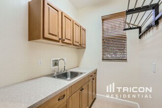 3342 Gambel Oak Ct in Oviedo, FL - Building Photo - Building Photo
