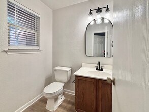 4946 Bending Elms in San Antonio, TX - Building Photo - Building Photo