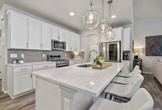 6823 Sea Oats Dr in Parker, CO - Building Photo - Building Photo