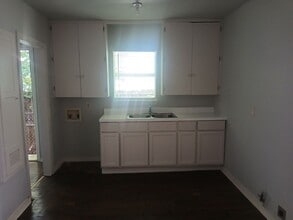 2309-2311 Idaho Ave in Dallas, TX - Building Photo - Building Photo