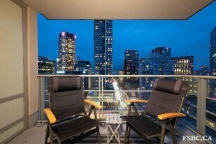 535 Smithe St in Vancouver, BC - Building Photo