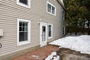 504 NY-9D in Beacon, NY - Building Photo