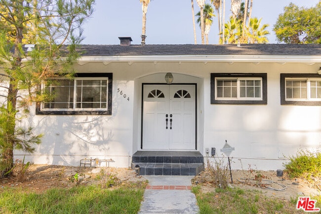 property at 5604 Valley Circle Blvd