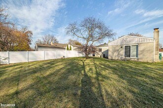 3043 Heritage Dr in Troy, MI - Building Photo - Building Photo