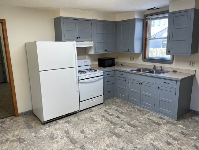 701 9th Ave N in St. Cloud, MN - Building Photo - Building Photo