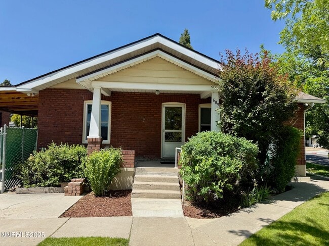 609 W 10th St in Reno, NV - Building Photo - Building Photo