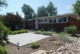 4690 Sioux Dr in Boulder, CO - Building Photo - Building Photo