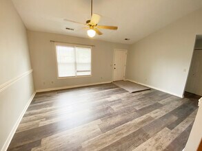 2431 White Rd in Wilmington, NC - Building Photo - Building Photo