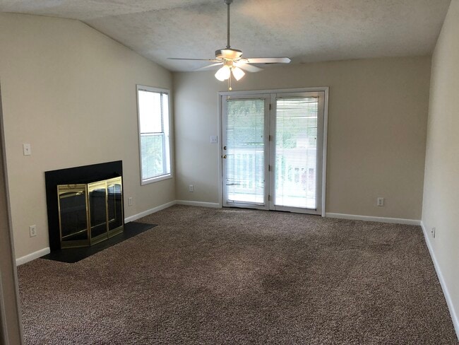 667 Bartons Landing Pl, Unit 5 in Fayetteville, NC - Building Photo - Building Photo