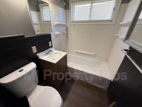 1114 W Keefe Ave in Milwaukee, WI - Building Photo - Building Photo