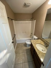 119 Circle Ct in Pleasanton, TX - Building Photo - Building Photo