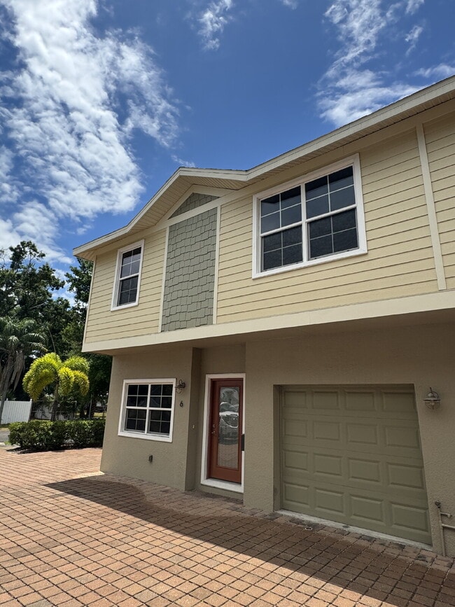 3701 W Carmen St in Tampa, FL - Building Photo - Building Photo