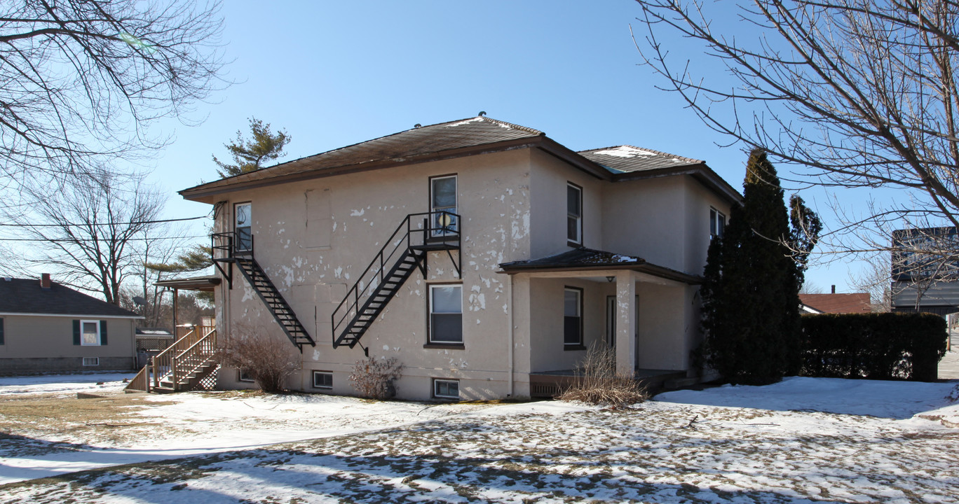 1 Bradford St in Lewiston, ME - Building Photo