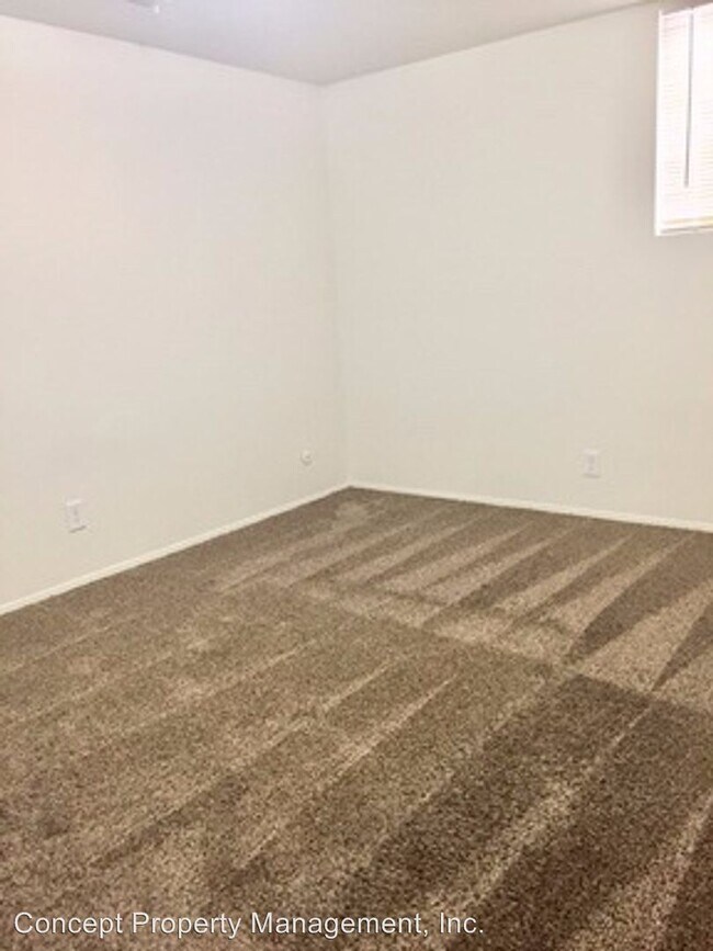5300 S 900 E in Salt Lake City, UT - Building Photo - Building Photo