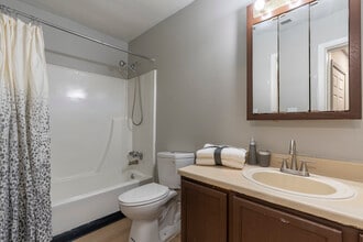 The Flats of Inkster in Inkster, MI - Building Photo - Interior Photo