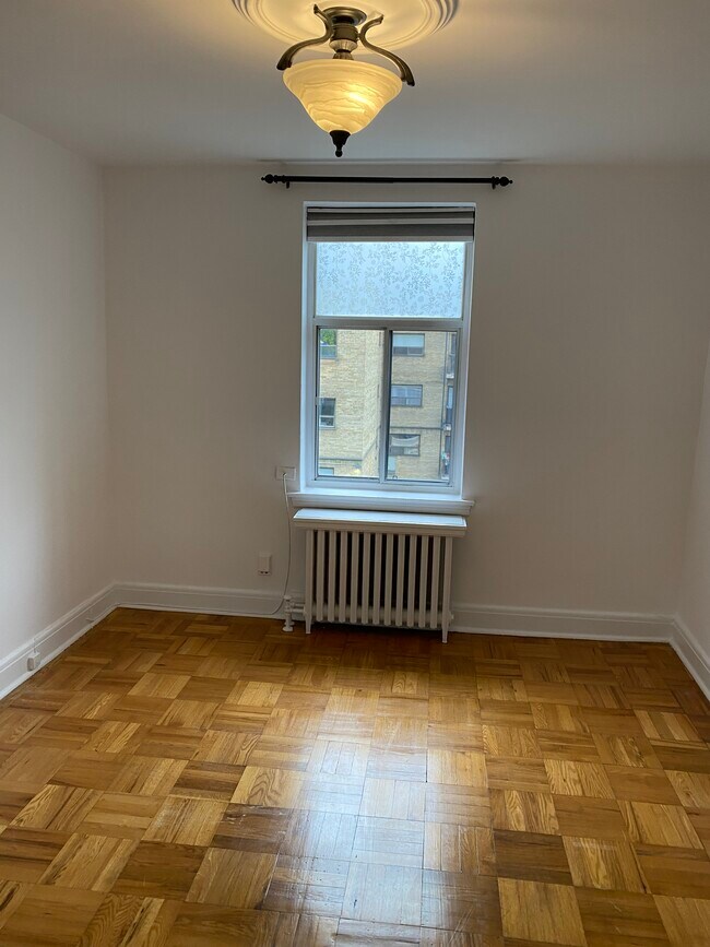 57 Spencer Av in Toronto, ON - Building Photo - Building Photo