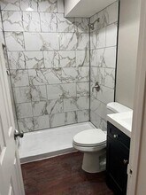 357 NW Newton Dr-Unit -6 in Burleson, TX - Building Photo - Building Photo