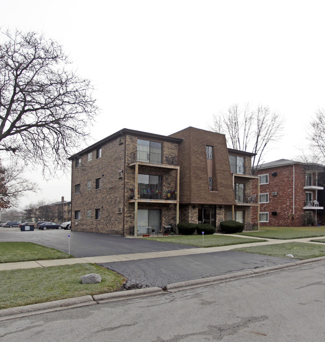 12817 Hill Dr in Crestwood, IL - Foto de edificio - Building Photo