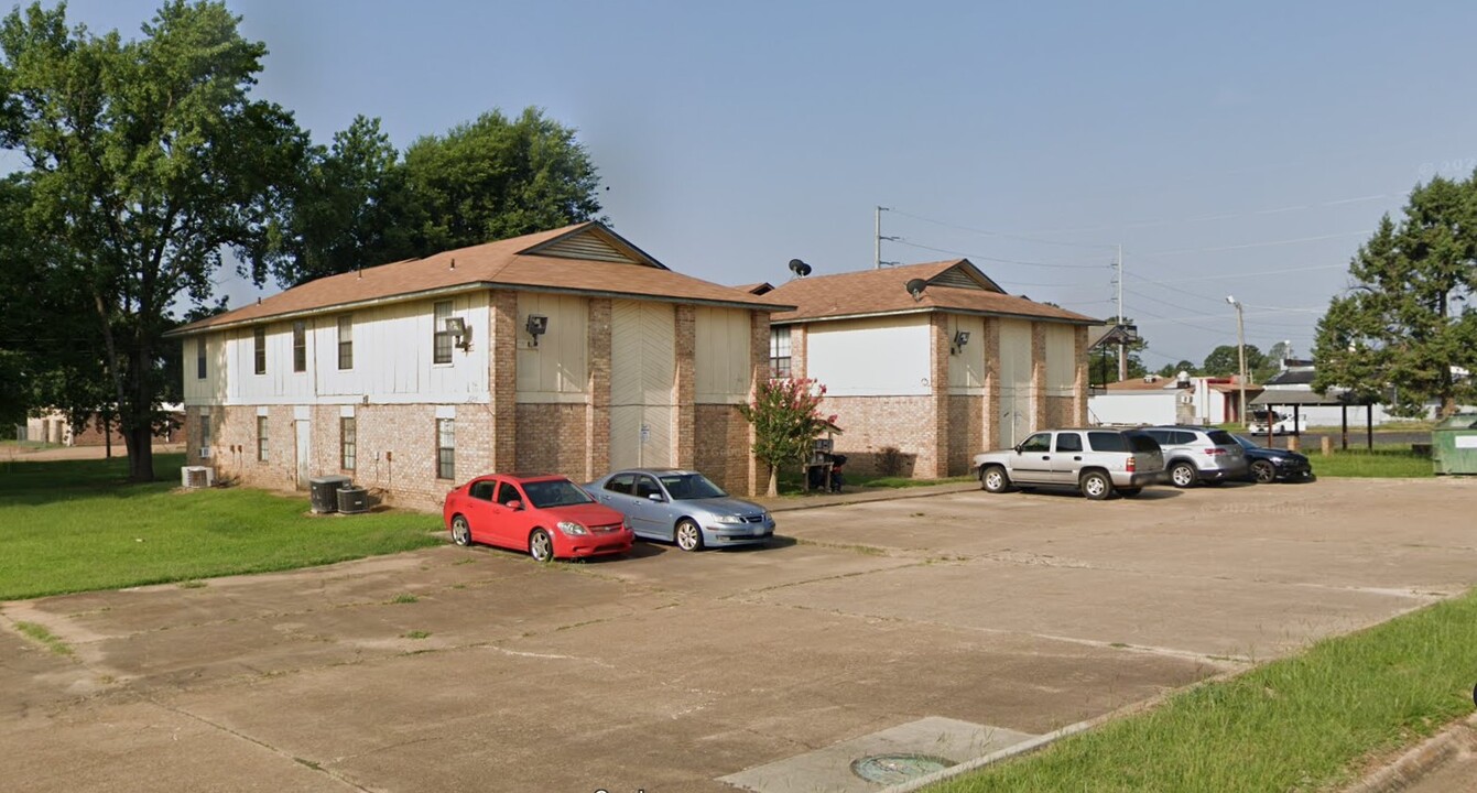 120 37th st in Texarkana, AR - Building Photo