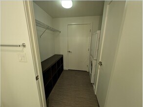 74 Fenwood Rd in Boston, MA - Foto de edificio - Building Photo