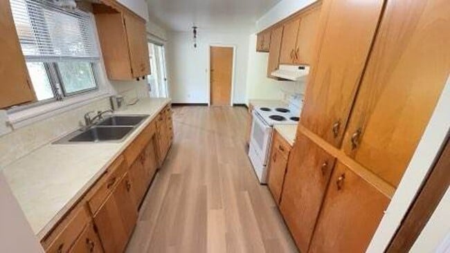 property at 11930 Bow Ln