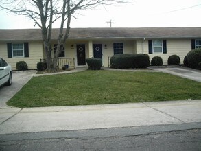 Reynolds Townhomes in Winston-Salem, NC - Building Photo - Building Photo