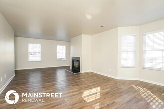 2115 Gramercy Park Dr, Unit M203 in Greensboro, NC - Building Photo - Building Photo