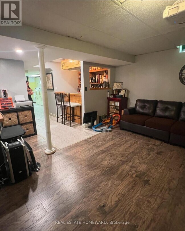 1129 Hickory Hollow Glen in Mississauga, ON - Building Photo - Building Photo