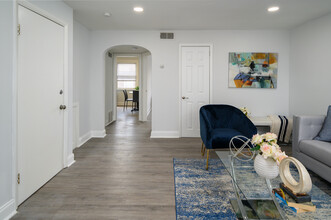 6300-6342 Carnation St in Philadelphia, PA - Building Photo - Interior Photo