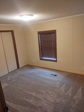 911 West Ave in Webster City, IA - Foto de edificio - Building Photo