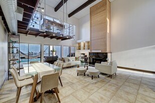 2117 1/2 Hazard St in Houston, TX - Building Photo