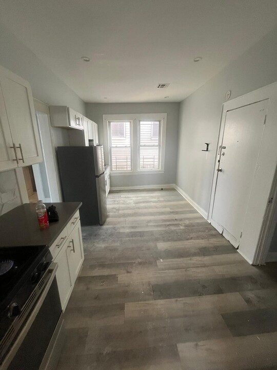 161 Maple Ave, Unit 3L in Irvington, NJ - Building Photo