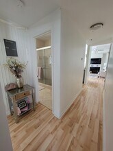 2102 Lafayette Ave, Unit D in St. Louis, MO - Building Photo - Building Photo