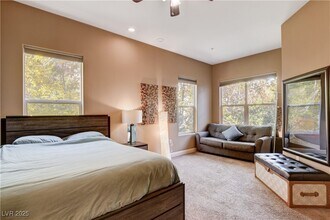 56 E Serene Ave in Las Vegas, NV - Building Photo - Building Photo