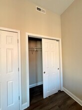 1005 Edmondson Ave in Baltimore, MD - Foto de edificio - Building Photo