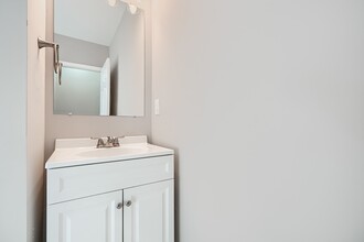 2004 Homewood Ave in Baltimore, MD - Building Photo - Building Photo