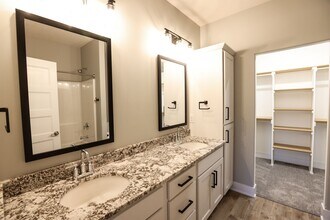 8615 S 78th St in Lincoln, NE - Building Photo - Building Photo