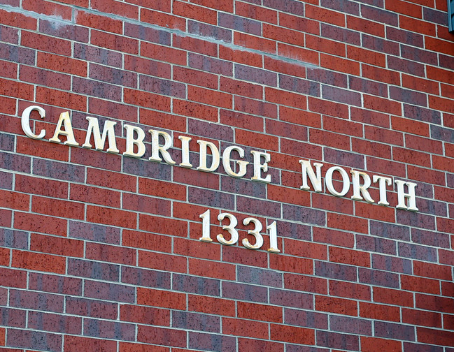 Cambridge Apartments in Lincoln, NE - Building Photo - Building Photo