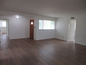 17219 McKeever St in Los Angeles, CA - Building Photo - Building Photo