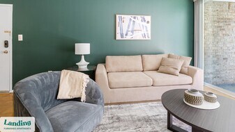 6220 Springhill Dr, Unit 9324-201 in Greenbelt, MD - Building Photo