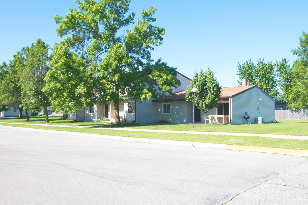 Diane Manor Apartments in Chilton, WI - Foto de edificio