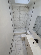 2413 W Toronto St in Philadelphia, PA - Building Photo - Building Photo