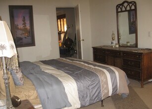 9008 Hierba Rd, Unit SierraVista in Agua Dulce, CA - Building Photo - Building Photo