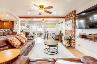 3869 Spencer St, Unit SI ID1492699P in Las Vegas, NV - Building Photo - Building Photo